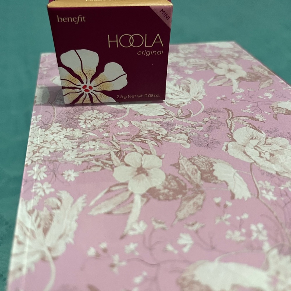 Benefit Cosmetics Bronzer & Contour Palette